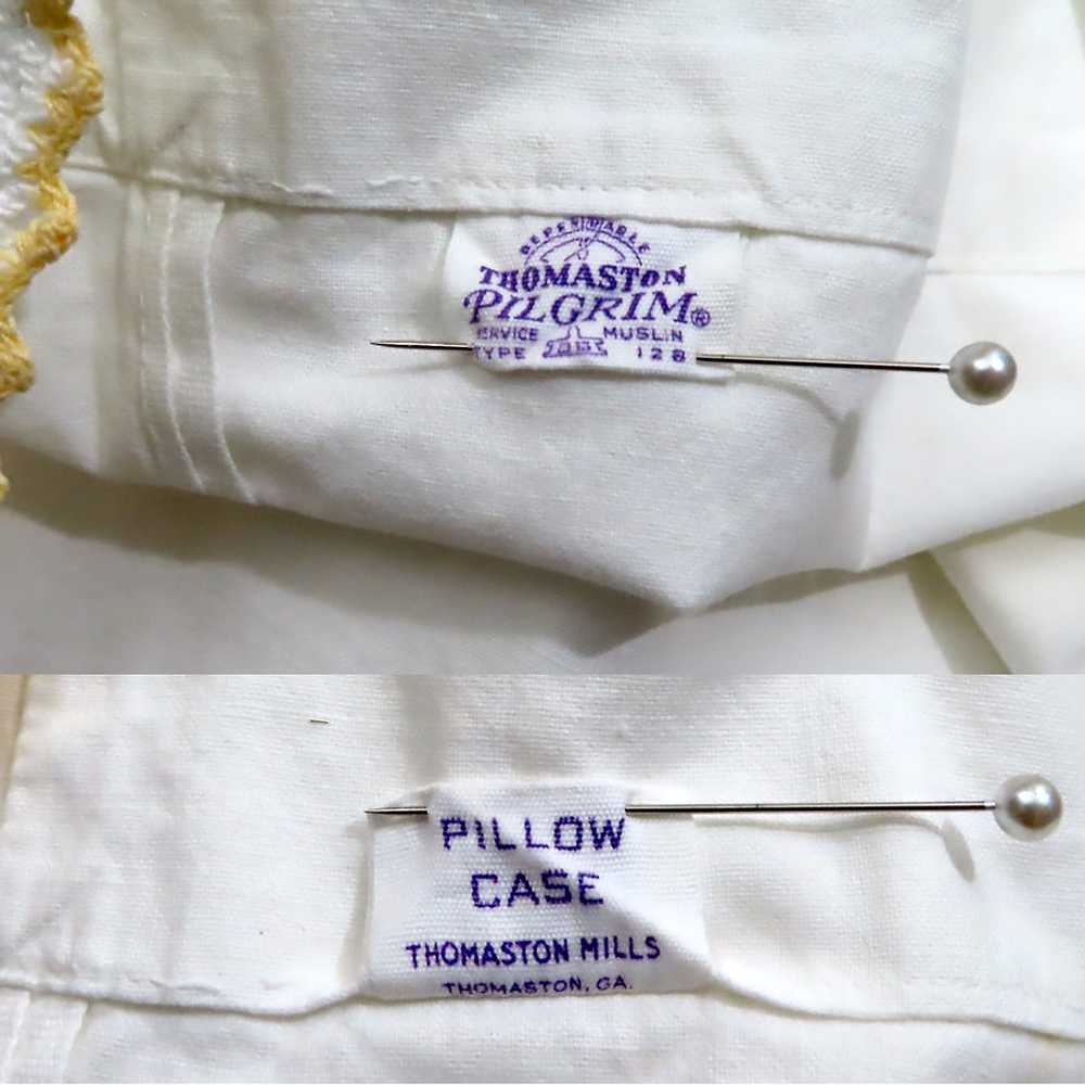 Pair Vintage White Pillowcases Hand Crochet Lace … - image 4