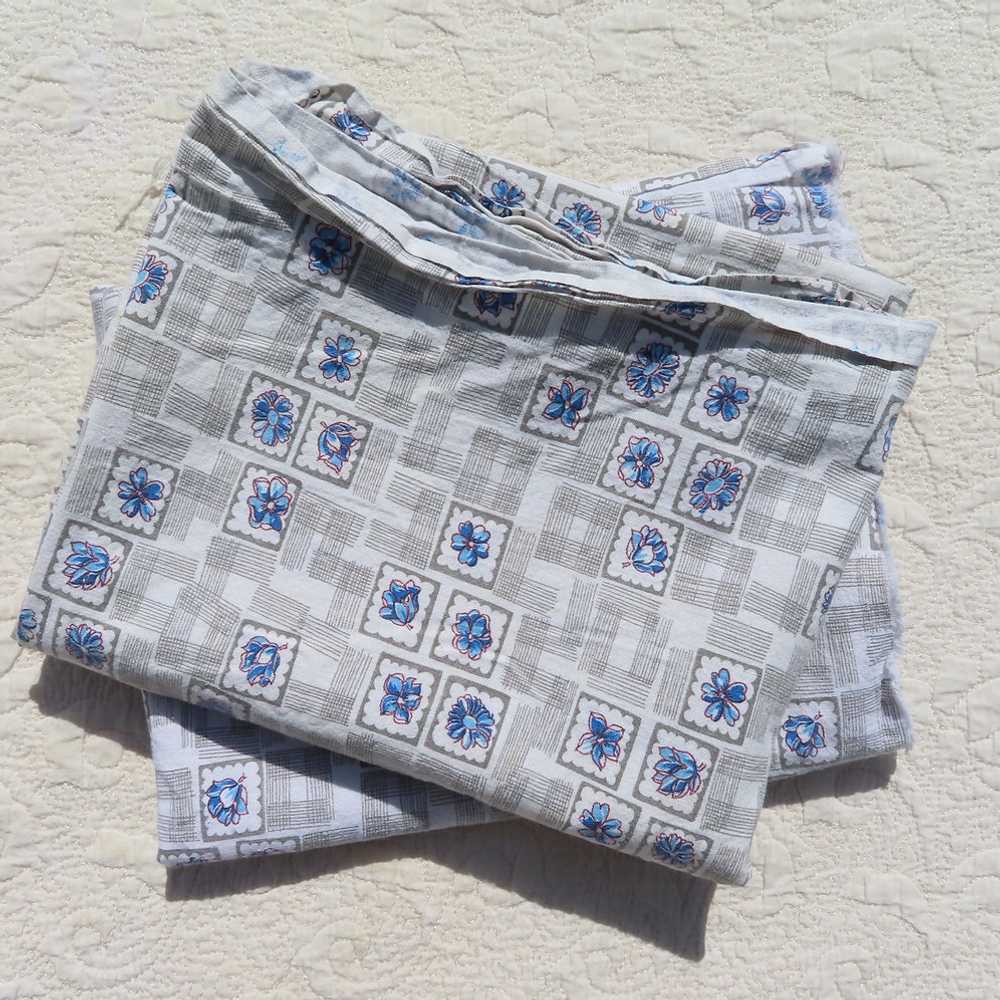 2 Vintage Fabric Feedsacks Feed Sack Gray Blue Fl… - image 1