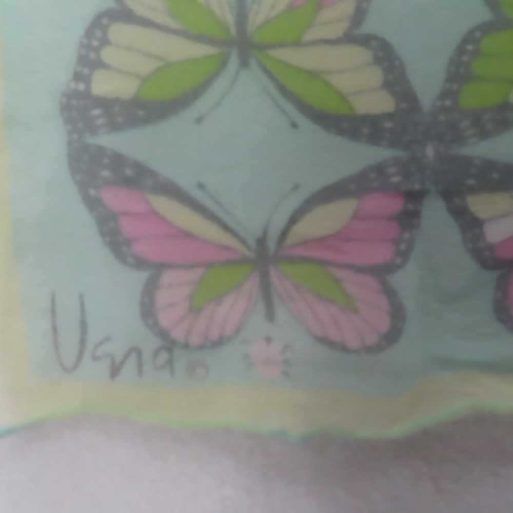 Vintage Vera Silk Crepe Butterfly Print Scarf - image 4