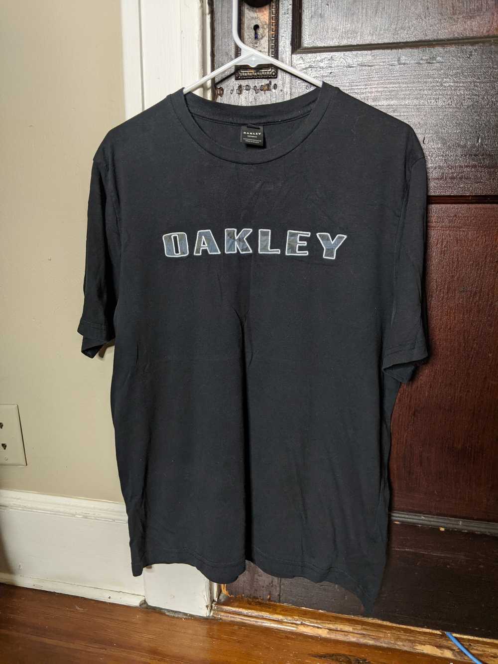 Oakley Black embroidered camo logo t-shirt - image 8