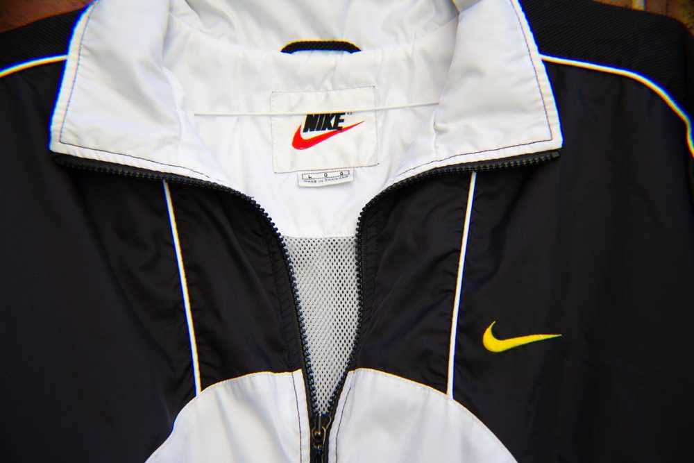 Nike × Streetwear × Vintage Vintage Nike WindBrea… - image 5