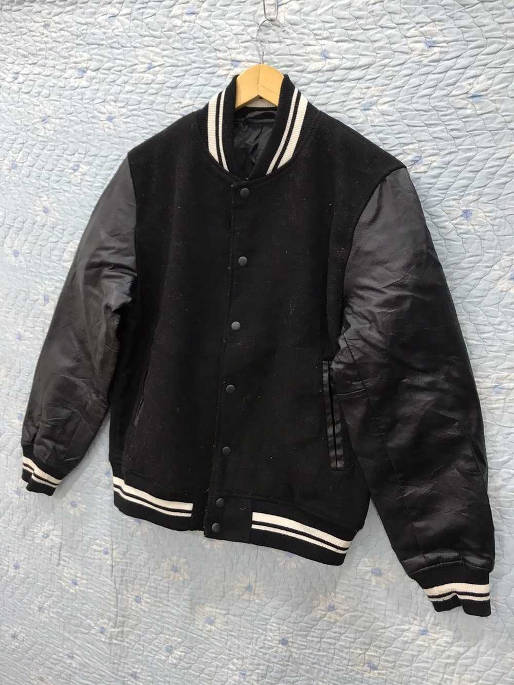 Japanese Brand × Streetwear × Varsity Jacket D48.… - image 2