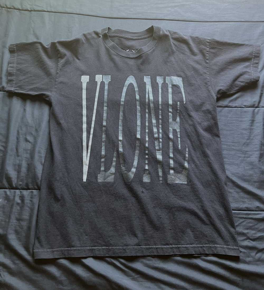 Vlone Vlone Short Sleeve 3M Tee - image 4