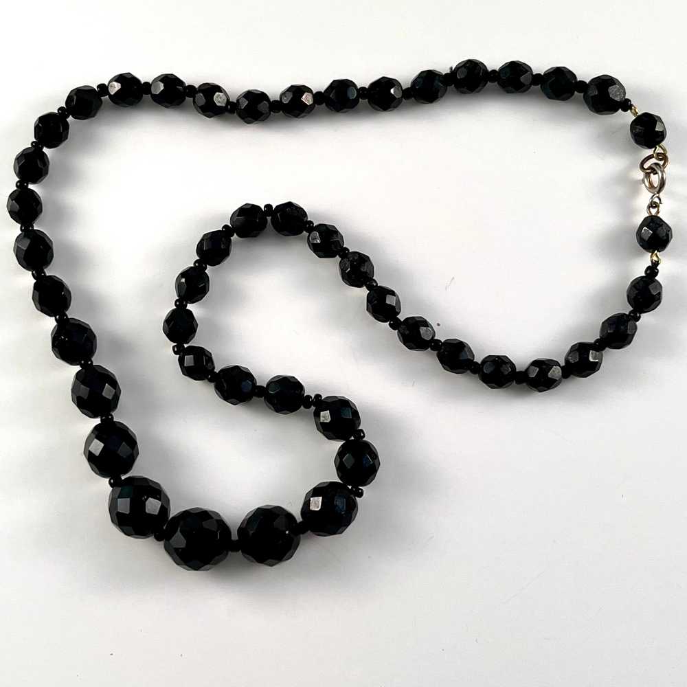 1960s Black Glass Bead Necklace - image 3
