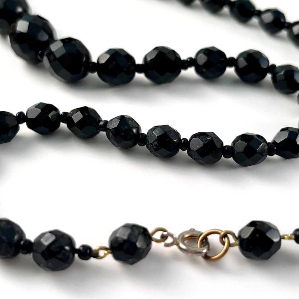 1960s Black Glass Bead Necklace - image 4