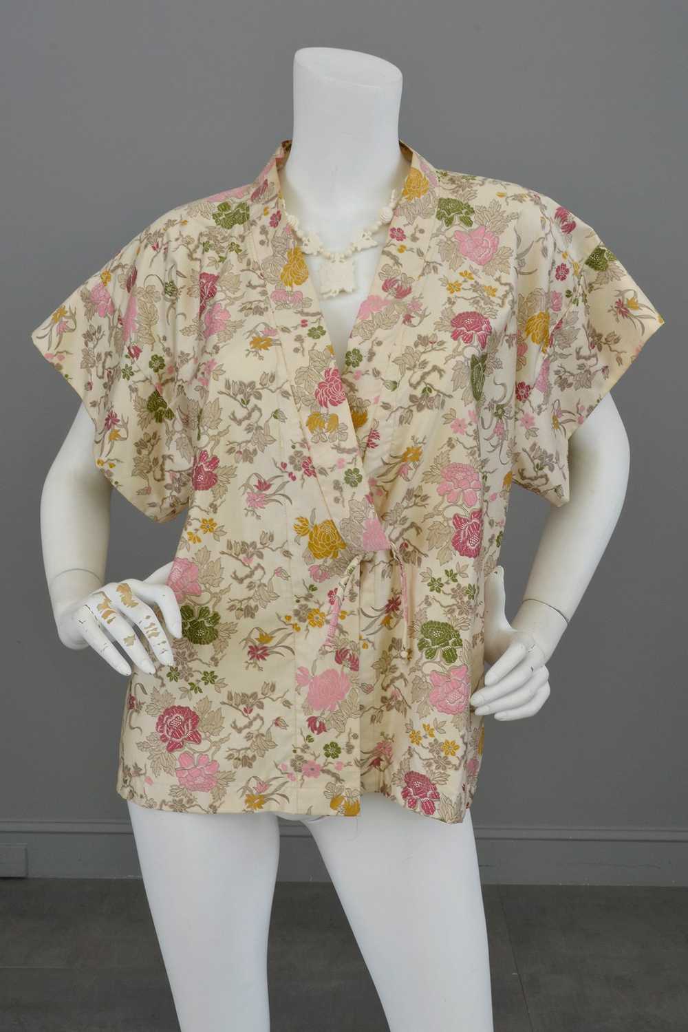1970s doing 40s Floral Kimono Jacket - image 5