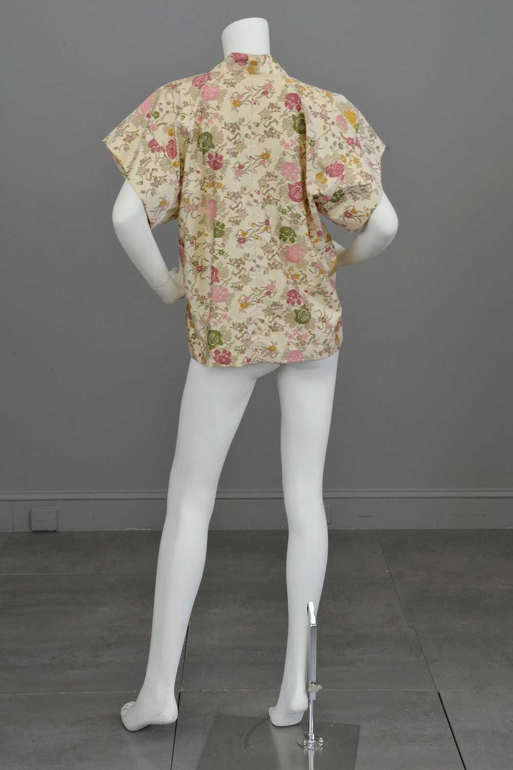 1970s doing 40s Floral Kimono Jacket - image 7