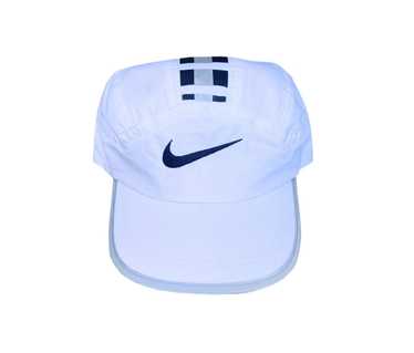Nike Dri-Fit Featherlight Black/WHITE Hat Cap Strapback 1 Size