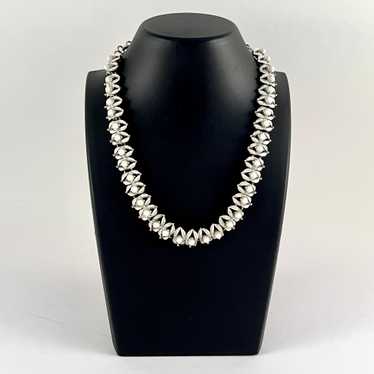 Late 50s/ Early 60s White Choker Necklace - image 1