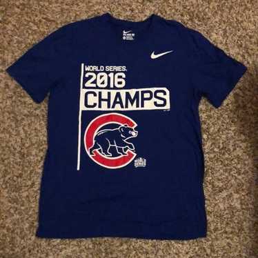 NIKE Swoosh Logo Mens CHICAGO CUBS 2016 World Series Champs T