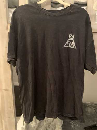 Vintage Fall out boy band t shirt