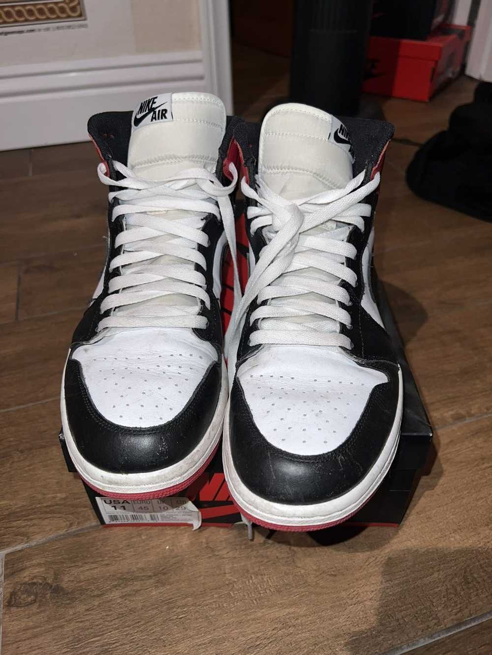 Jordan Brand × Nike Nike Jordan 1 Black Toe 2013 - image 3