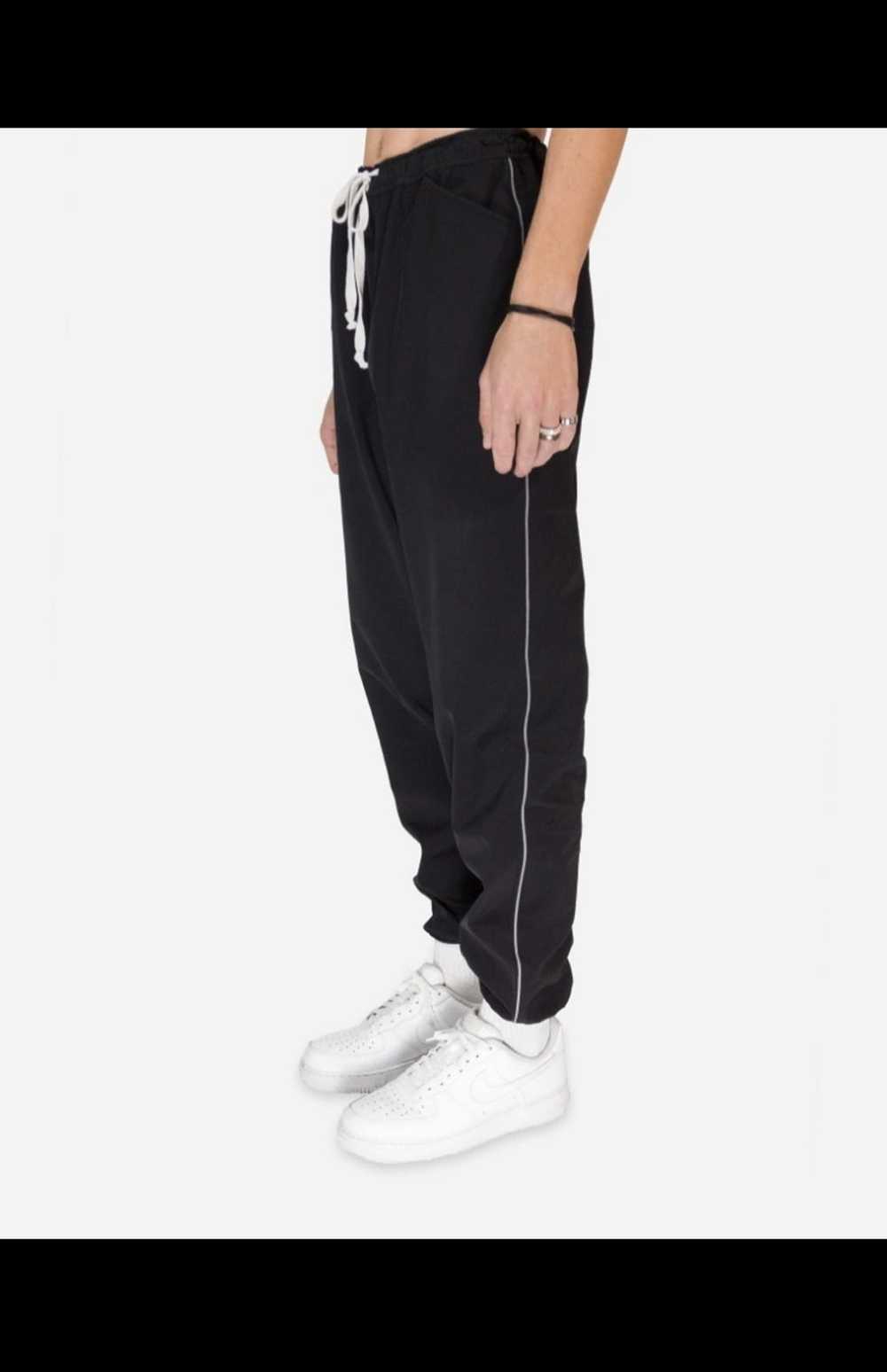 Who Is Jacov 3M Piping Track Pants Size Medium - image 4