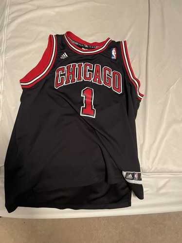 ADIDAS CHICAGO BULLS 2013 CHRISTMAS DAY GAME #1 DERRICK ROSE JERSEY IN SIZE  L