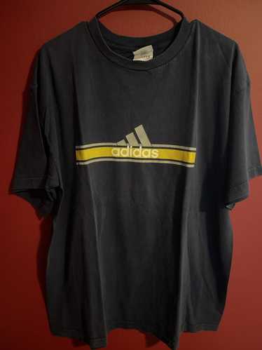 Adidas × Vintage Y2K Adidas tee