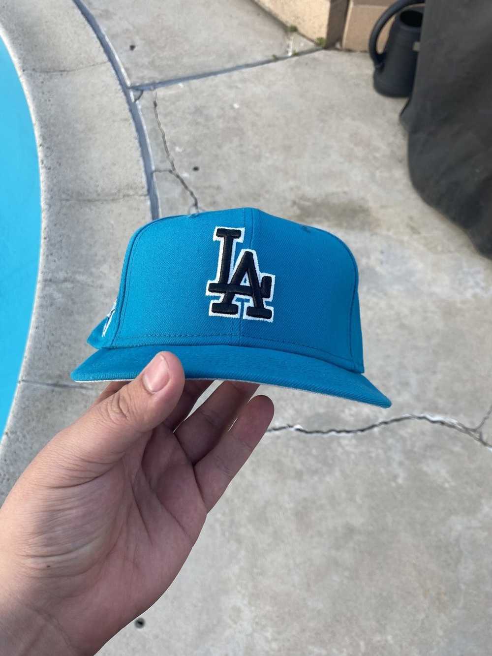 New Era Dodgers 7 5/8s hat - image 2