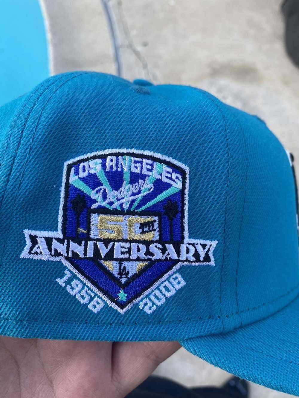 New Era Dodgers 7 5/8s hat - image 4