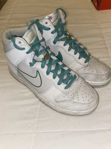 Nike nike dunks high SE - Light Bone/green Noise