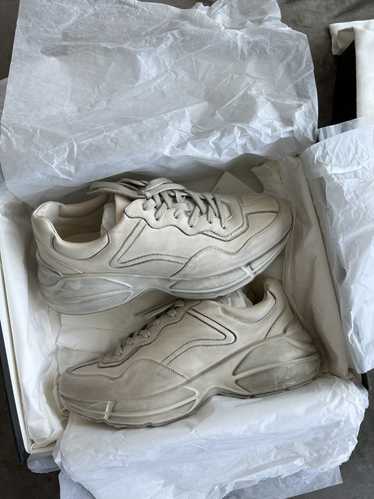 Gucci Gucci Off-White Rhyton Sneakers