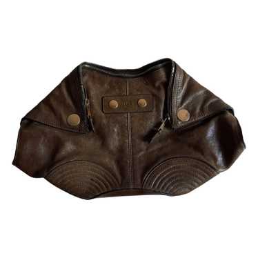 Alexander McQueen Manta leather clutch bag - image 1