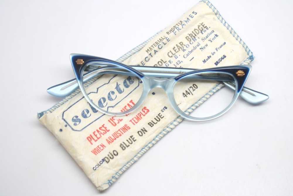 Vintage 2 Tone Blue Cat Eye Glasses Vintage - image 3