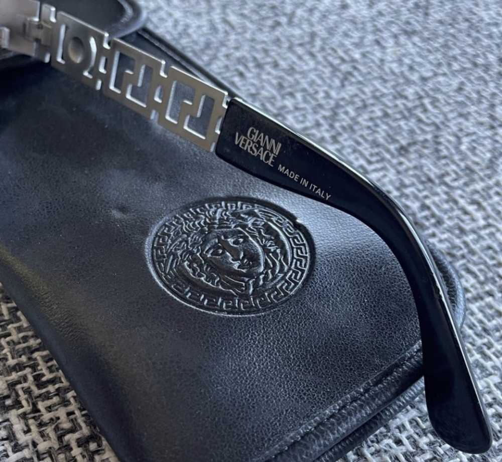 Versace Vintage Gianni Versace Medusa sunglasses - image 3