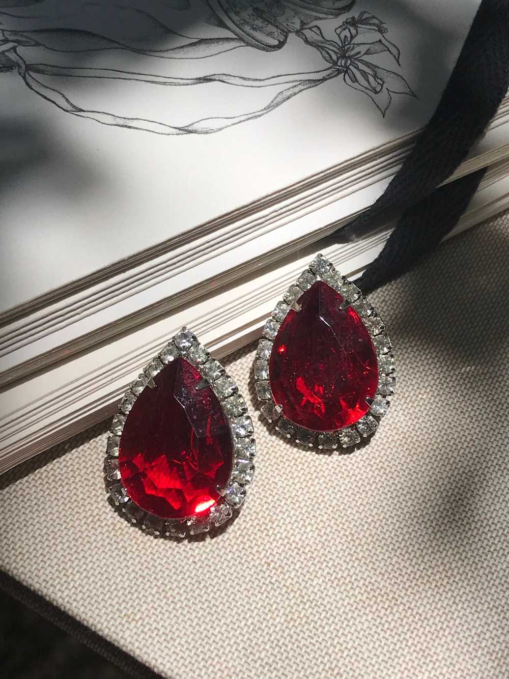 Red Pear Shaped Rhinestone Earrings - image 2