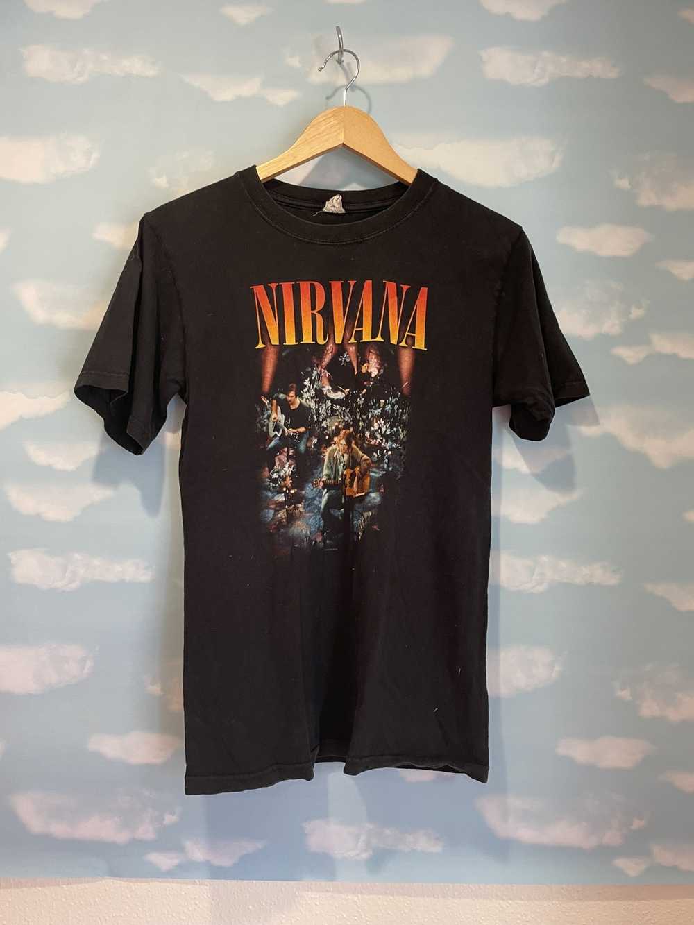 Nirvana Vintage Nirvana Concert Band Tee Adult Sm… - image 1