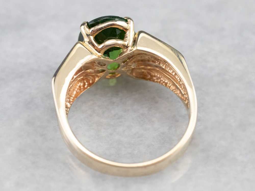 Vintage Green Tourmaline and Gold Ring - image 5