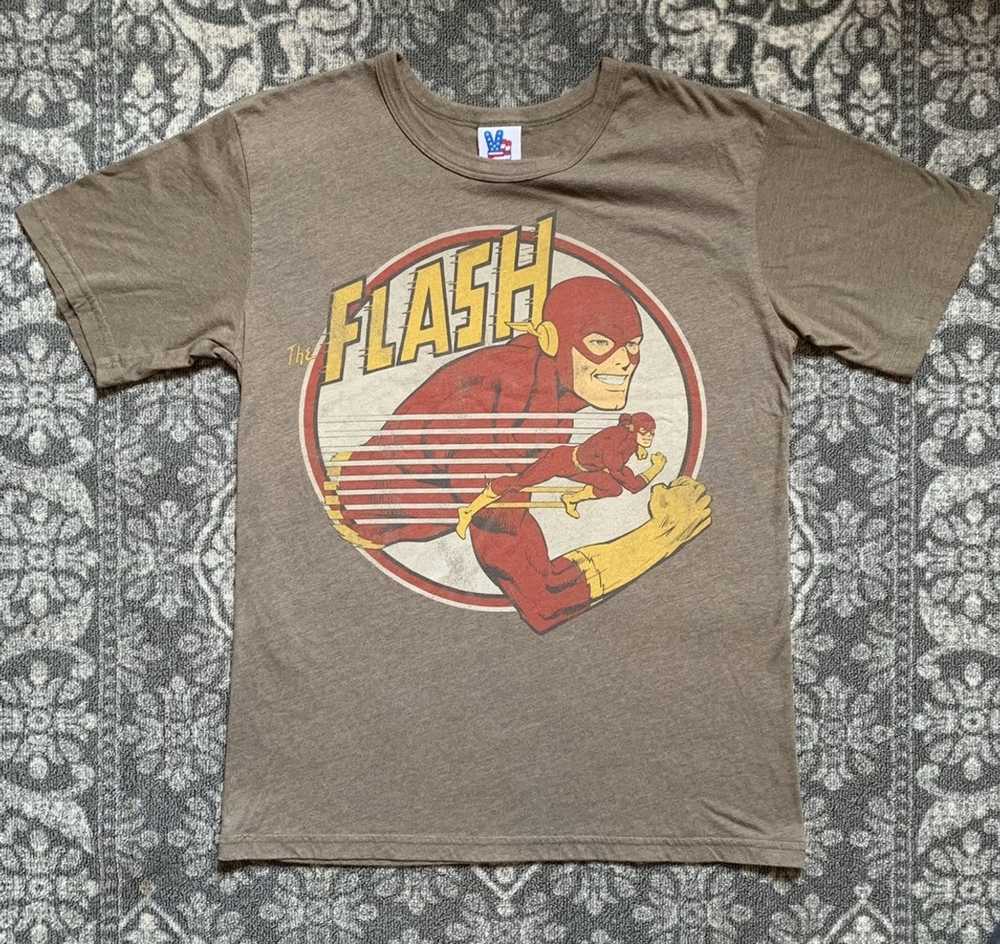 Junk Food Flash t shirt sz Large - image 1