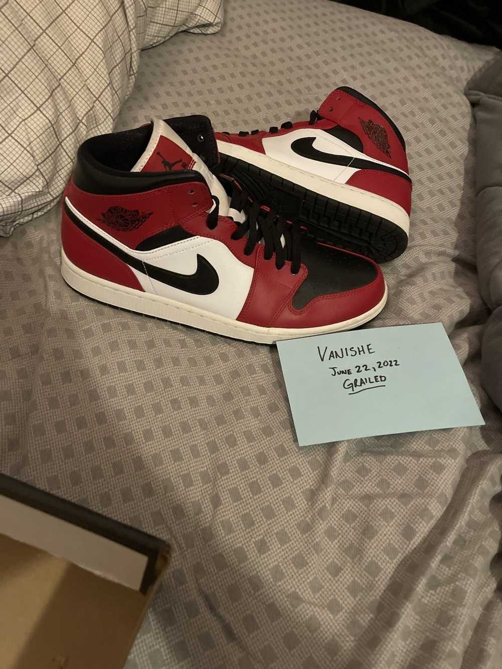 Jordan Brand Chicago Black Toe - image 4