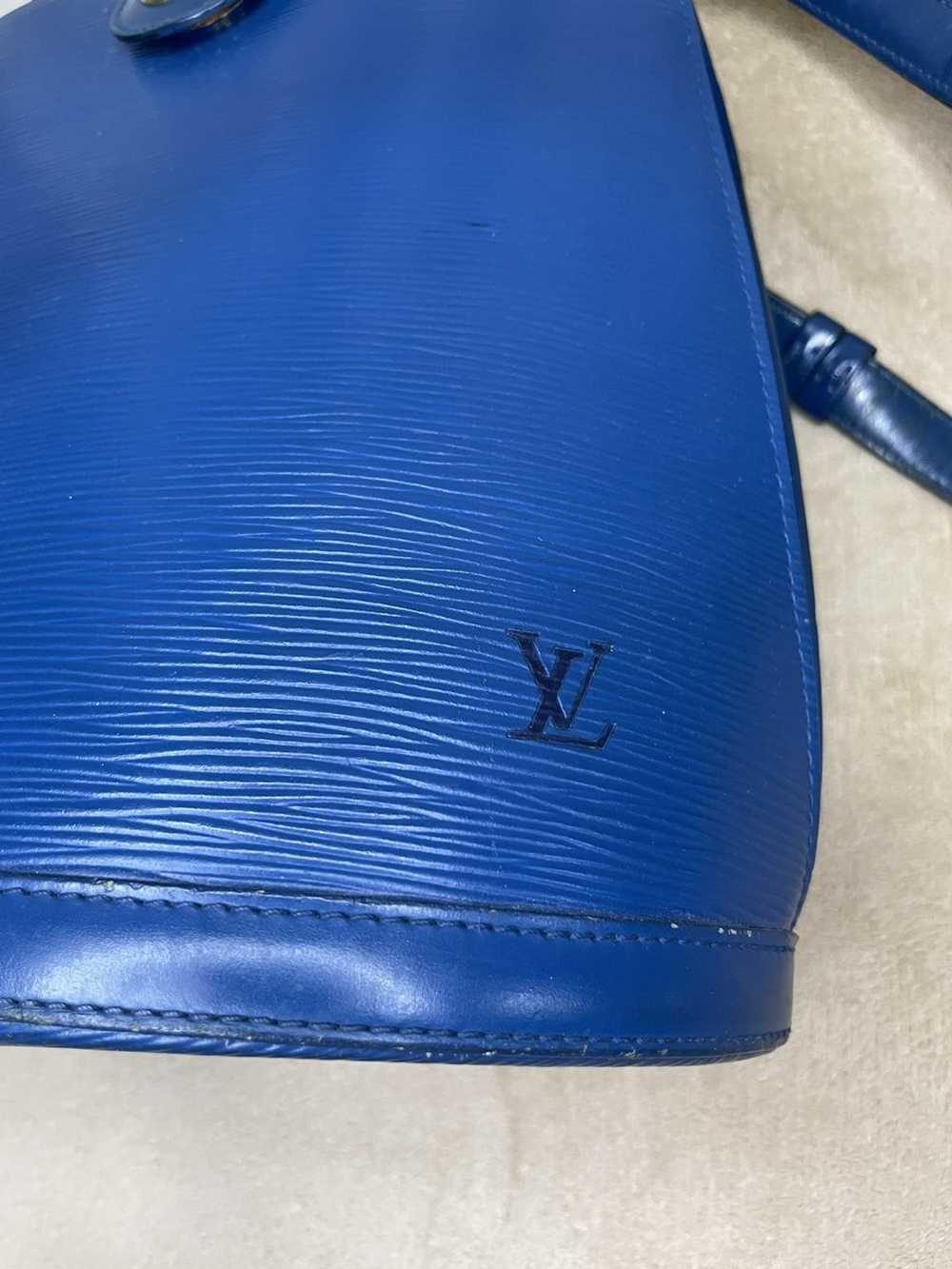 Louis Vuitton Louis Vuitton Vintage Cluny Handbag - image 4