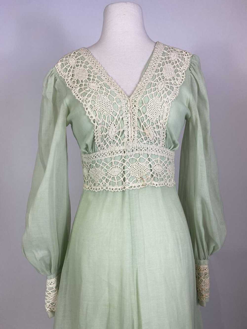 1970s GUNNE SAX Mint Green Crochet Prairie Dress - image 2