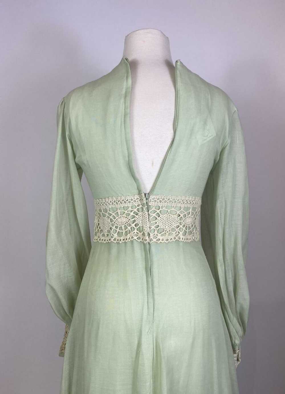 1970s GUNNE SAX Mint Green Crochet Prairie Dress - image 8