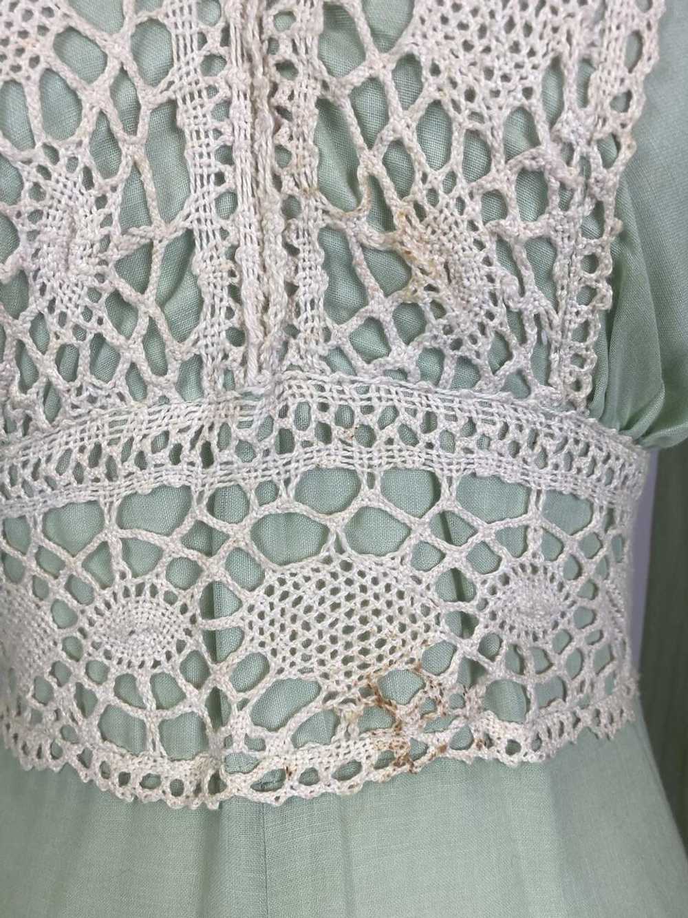 1970s GUNNE SAX Mint Green Crochet Prairie Dress - image 9