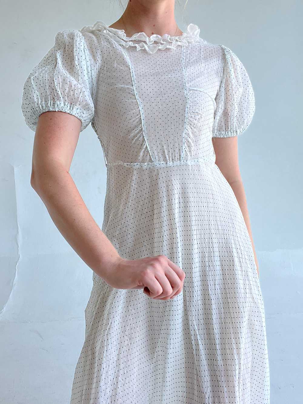 1930's Swiss Dot Puffed Sleeve Dress - image 3