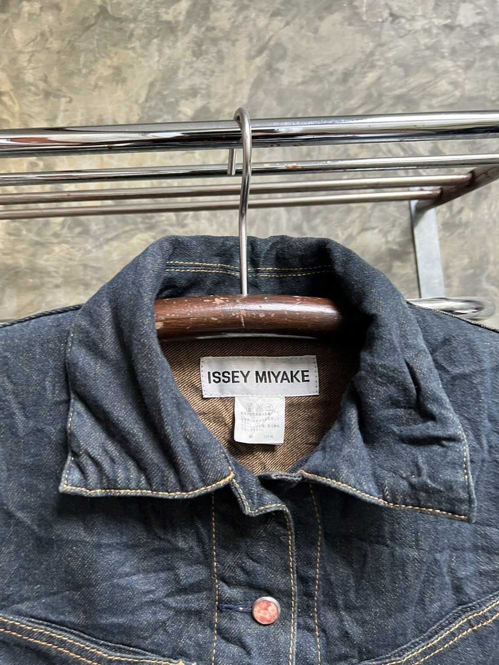 Issey Miyake × Vintage Rare Issey Miyake Jacket L… - image 4