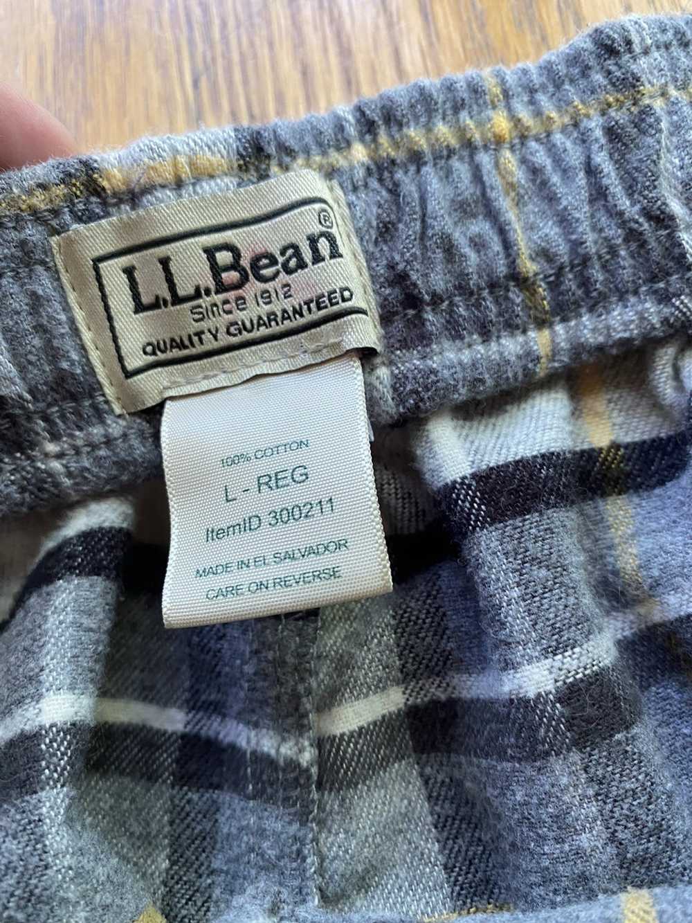 L.L. Bean L.L. Bean flannel shorts (size L) - image 2