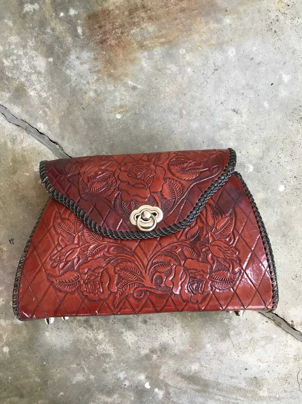 1960's Red Brown Leather Tooled Handbag - image 5