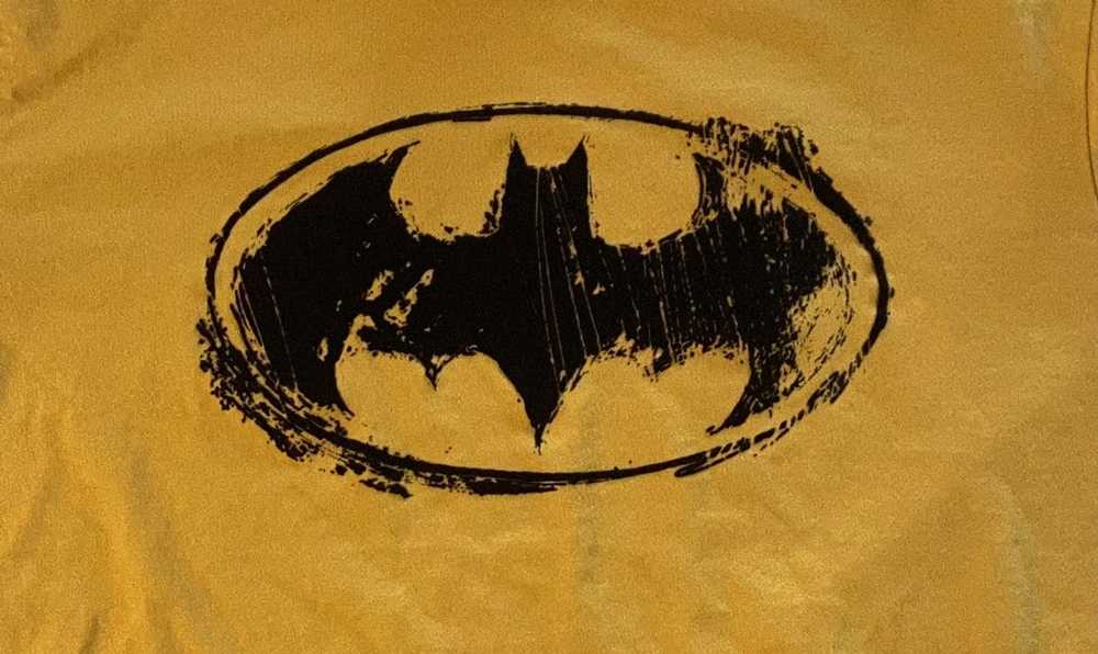 Batman × Vintage Batman Velvet logo Graphic Tee -… - image 4