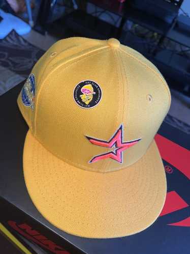 Full Seam Ahead on X: A leak of the Astros Gold Edition Hat 👀🏆🔥   / X