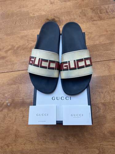 Gucci Gucci Flip Flops / Slides