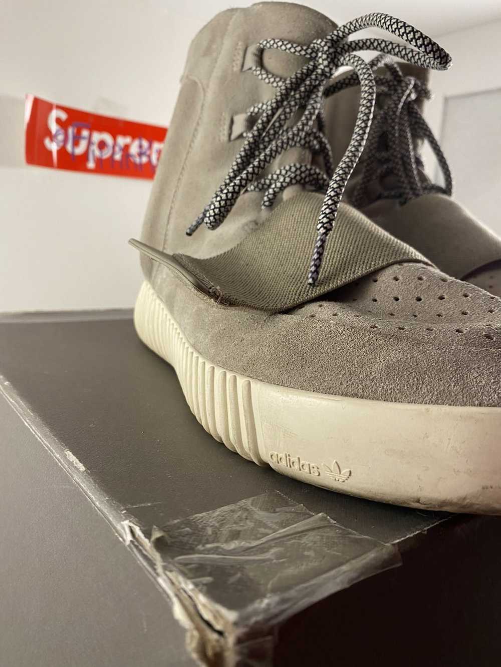 Adidas × Kanye West Yeezy Boost 750 OG 2015 - image 9