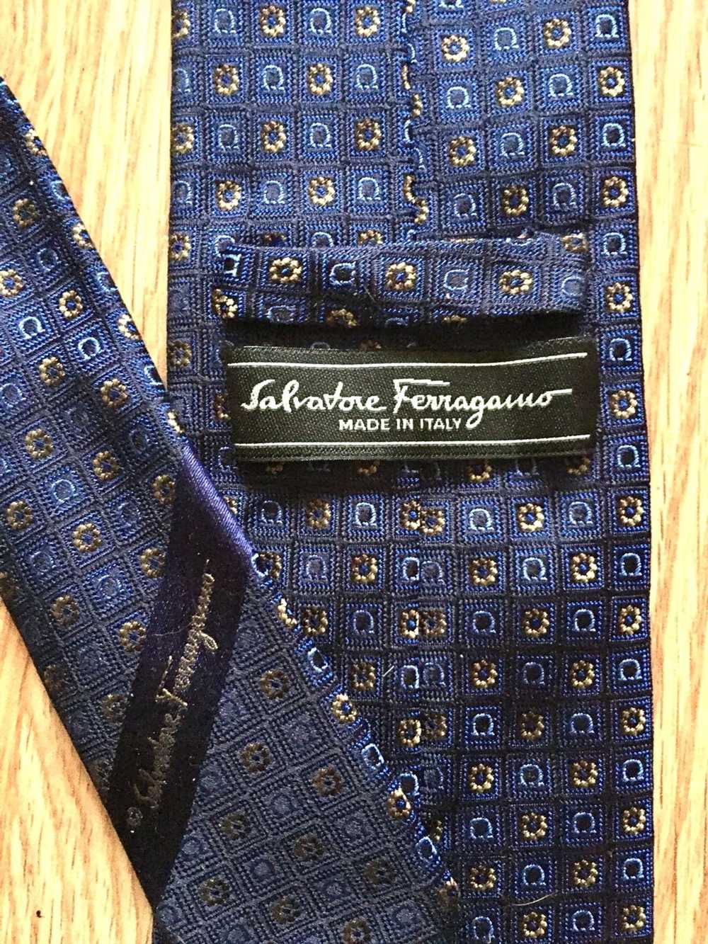 Salvatore Ferragamo Salvatore Ferragamo Beautiful… - image 2