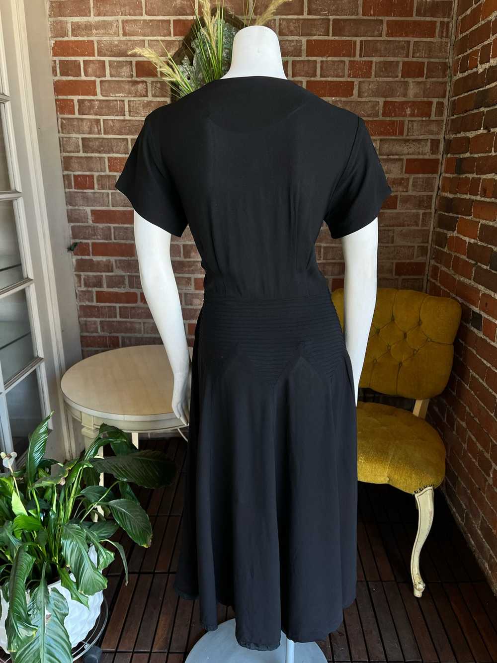 1930s Black Crepe Dress - image 3
