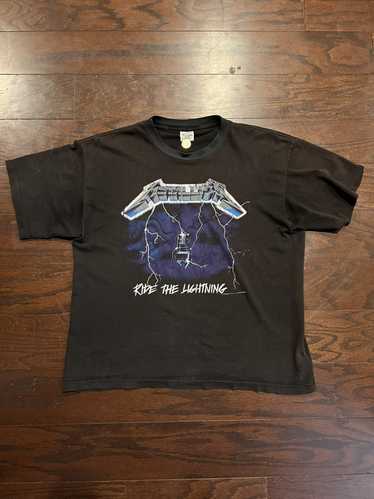 Got my Ride The Lightning shirt today !⚡️ : r/Metallica