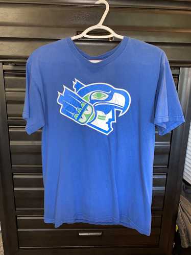 Vintage Casual Industrees Seahawks Logo - image 1