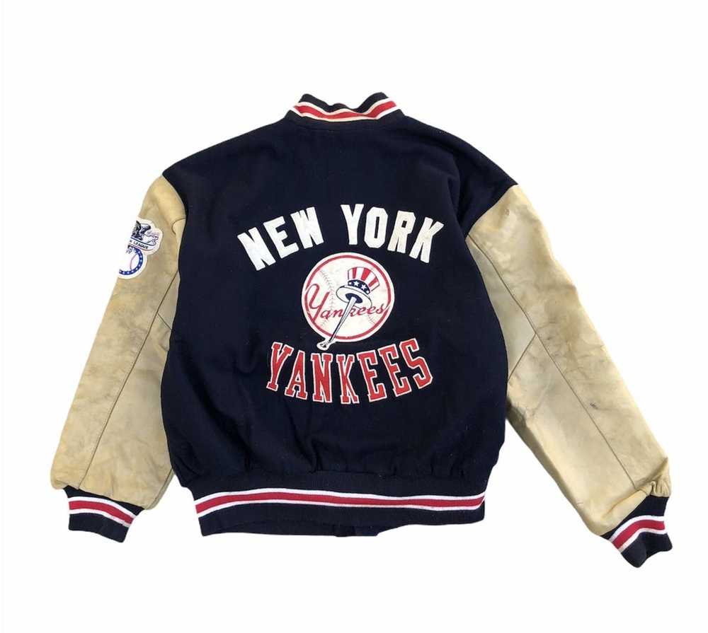 Vintage 1987 New York Yankees Single Stitch Trench MLB Tee (Large)