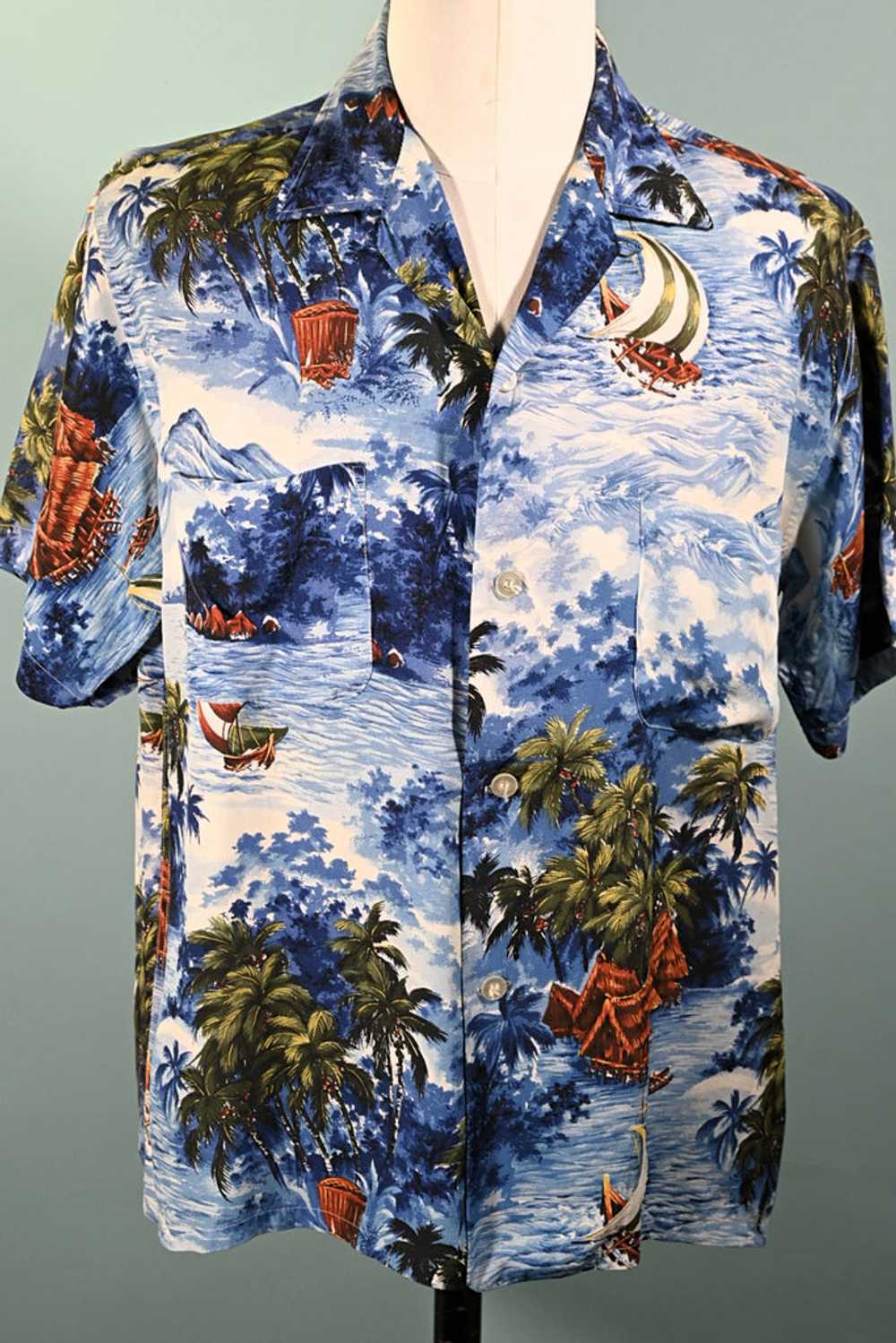 Sports Wear Vintage 50s Rayon Hawaiian Shirt, Mad… - image 5