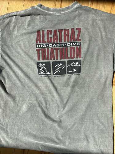 Streetwear × Vintage Vintage Alcatraz Triathlon Te